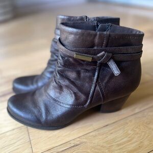 Baretraps Bootie